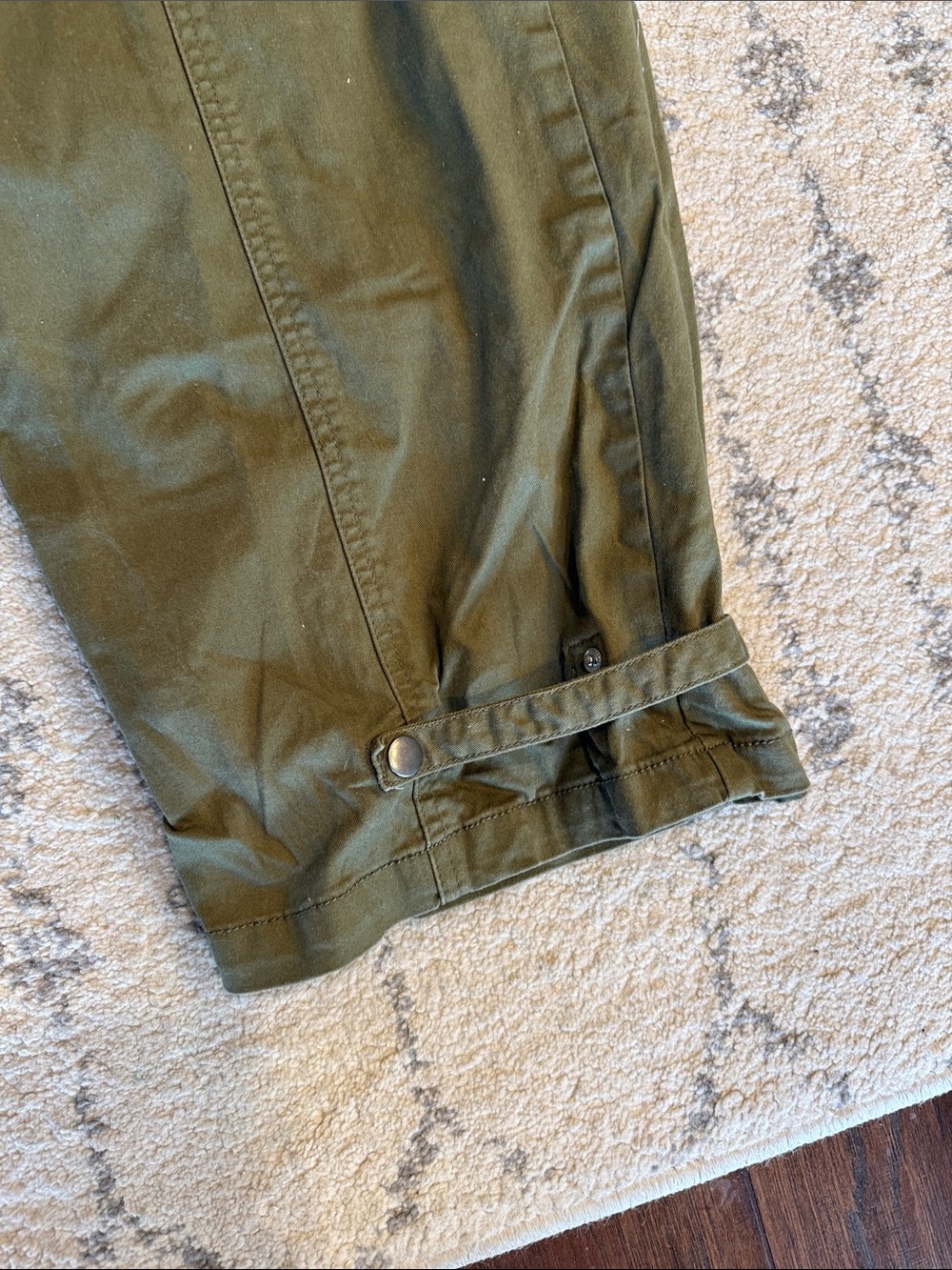 Jessica Simpson Olive Green Cargo Pants - Picture 3 of 6
